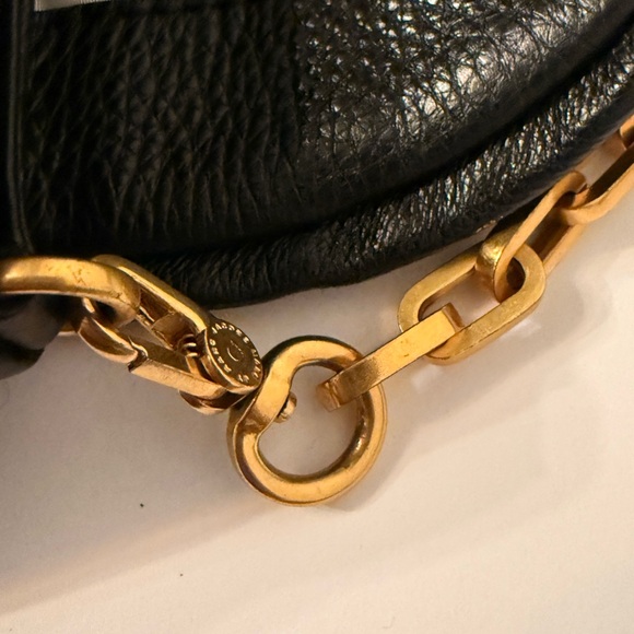 Marc by Marc Jacobs Classic Q Natasha Crossbody w/ Black Pebbled Leather Gold HW - Picture 12 of 16